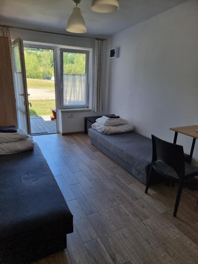 Campingplatz Sloneczna Przystan Pokoje Camp Pole Namiotowe
